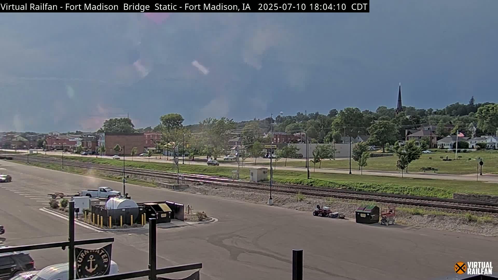 Fort Madison Railroad Crossing Live Cam -  Fort Madison, Lee, Iowa, USA