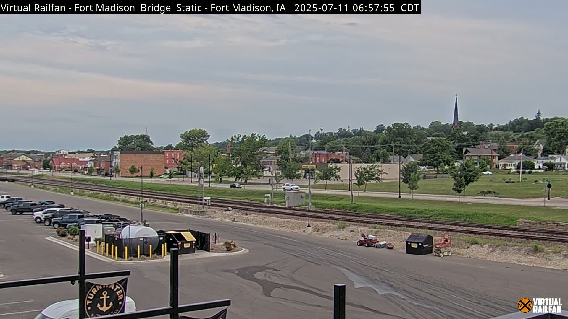 Fort Madison Railroad Crossing Live Cam -  Fort Madison, Lee, Iowa, USA