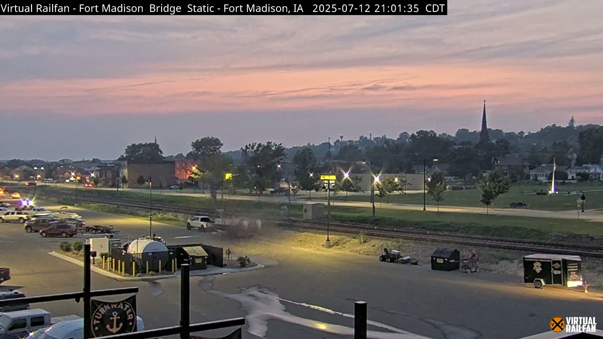 Fort Madison Railroad Crossing Live Cam -  Fort Madison, Lee, Iowa, USA