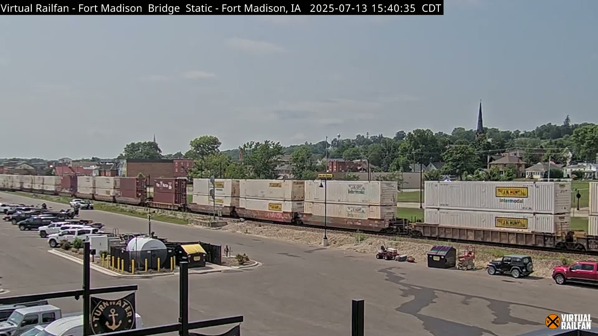 Fort Madison Railroad Crossing Live Cam -  Fort Madison, Lee, Iowa, USA