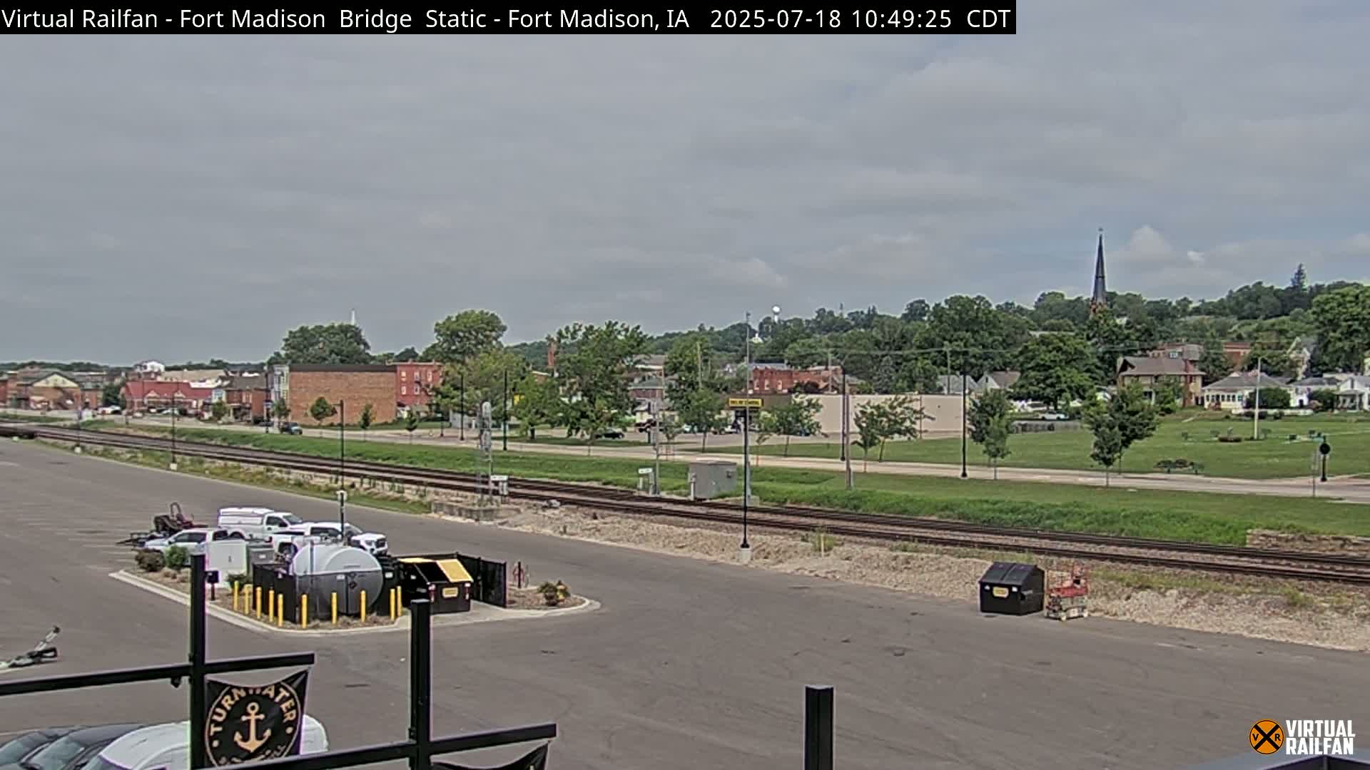 Fort Madison Railroad Crossing Live Cam -  Fort Madison, Lee, Iowa, USA