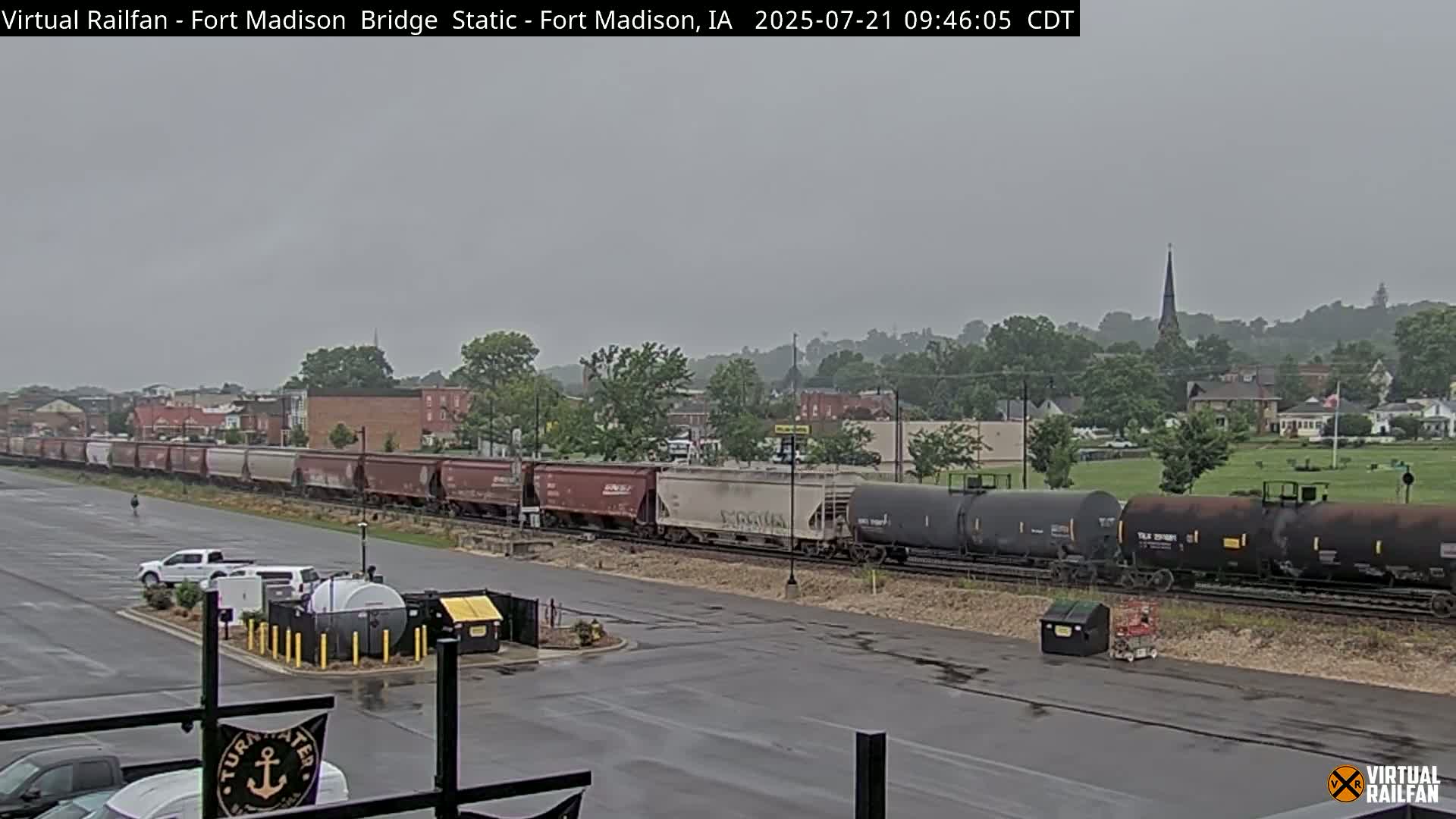 Fort Madison Railroad Crossing Live Cam -  Fort Madison, Lee, Iowa, USA
