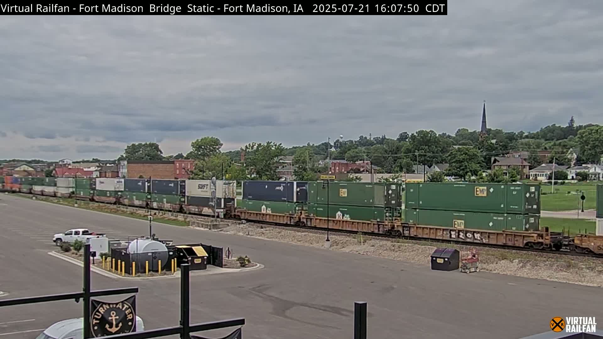 Fort Madison Railroad Crossing Live Cam -  Fort Madison, Lee, Iowa, USA
