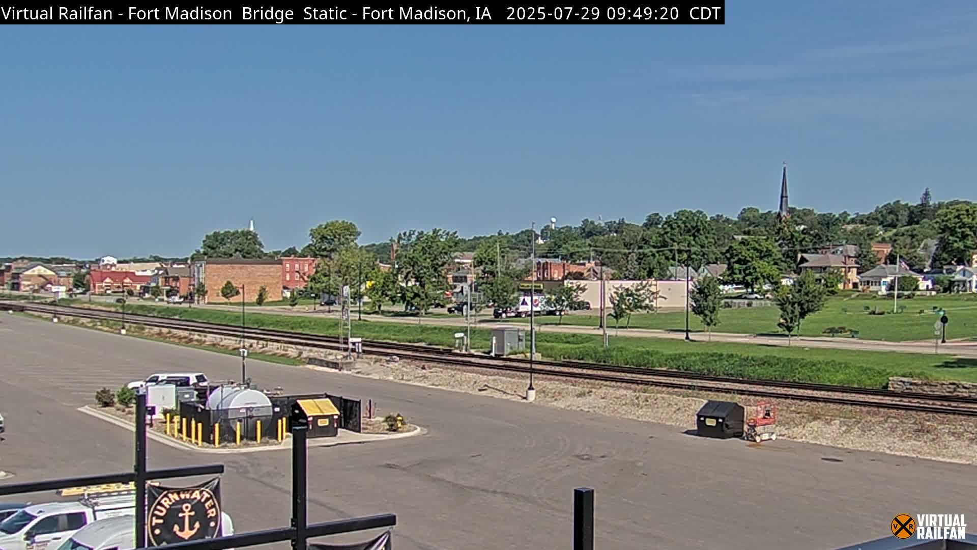 Fort Madison Railroad Crossing Live Cam -  Fort Madison, Lee, Iowa, USA