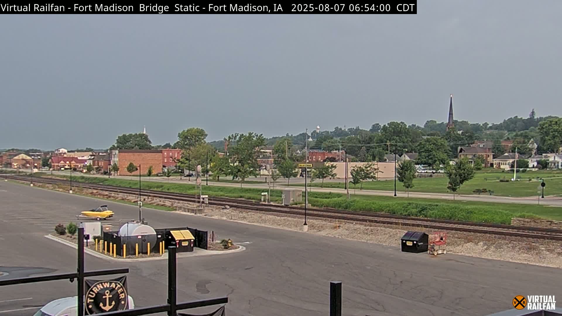 Fort Madison Railroad Crossing Live Cam -  Fort Madison, Lee, Iowa, USA
