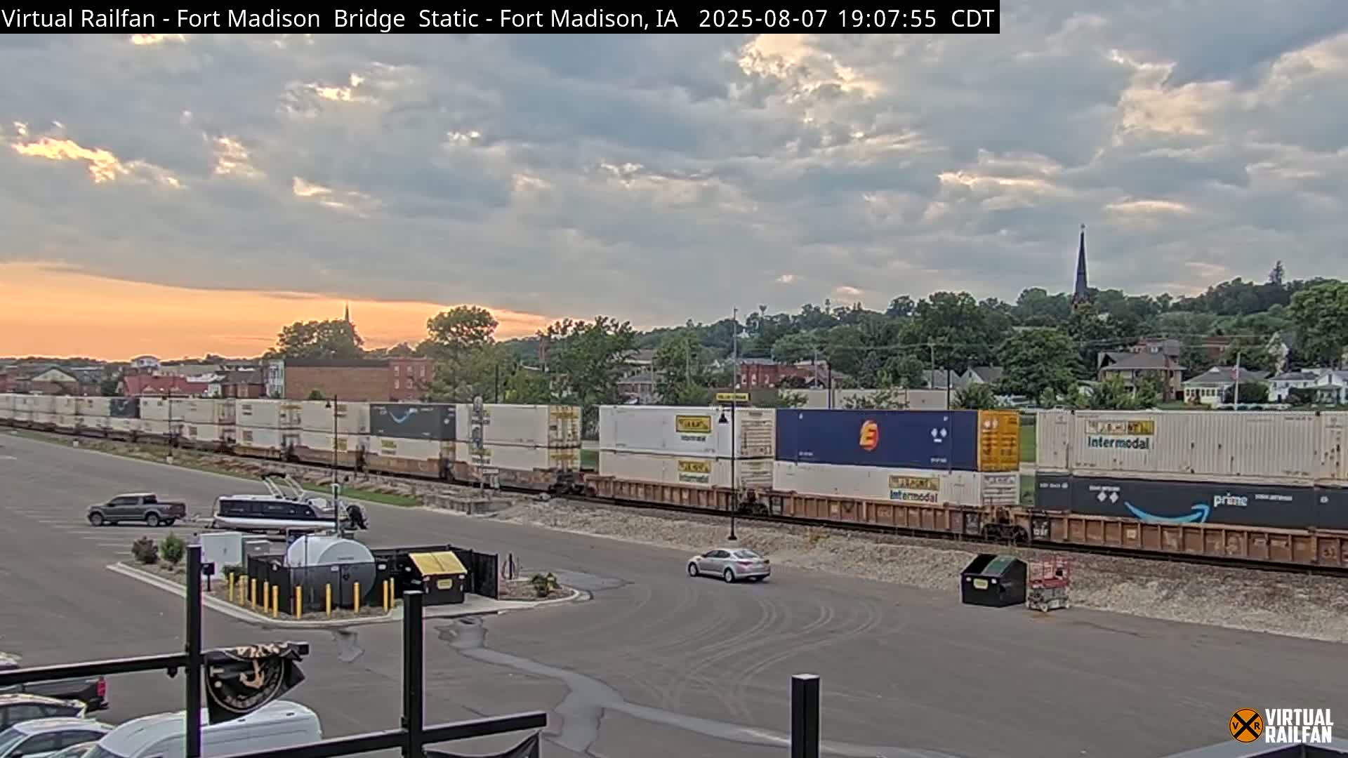 Fort Madison Railroad Crossing Live Cam -  Fort Madison, Lee, Iowa, USA