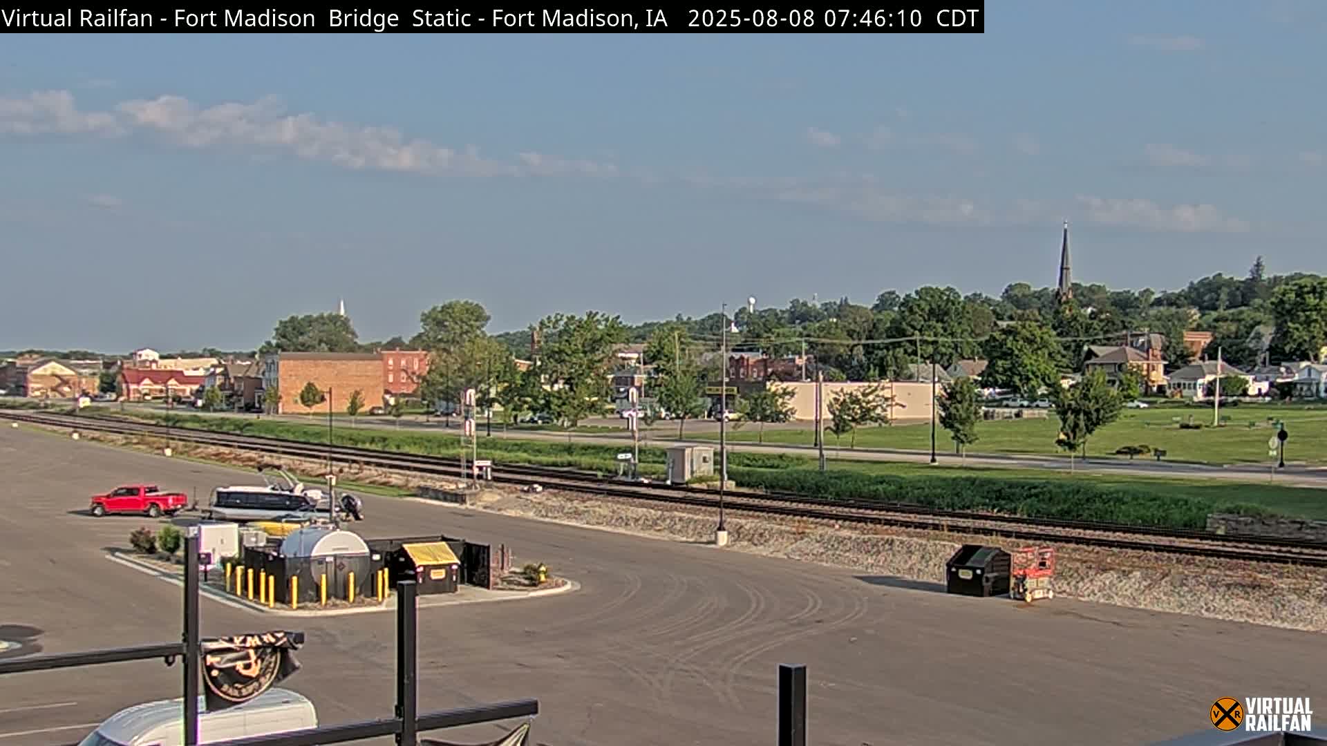 Fort Madison Railroad Crossing Live Cam -  Fort Madison, Lee, Iowa, USA