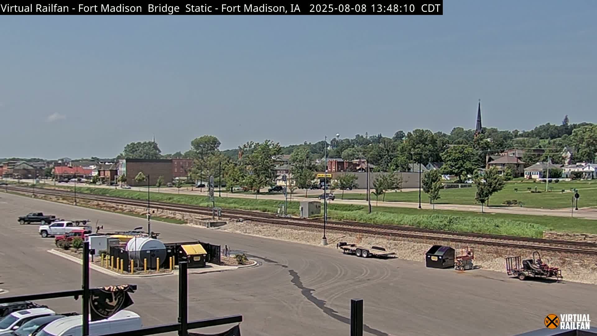 Fort Madison Railroad Crossing Live Cam -  Fort Madison, Lee, Iowa, USA