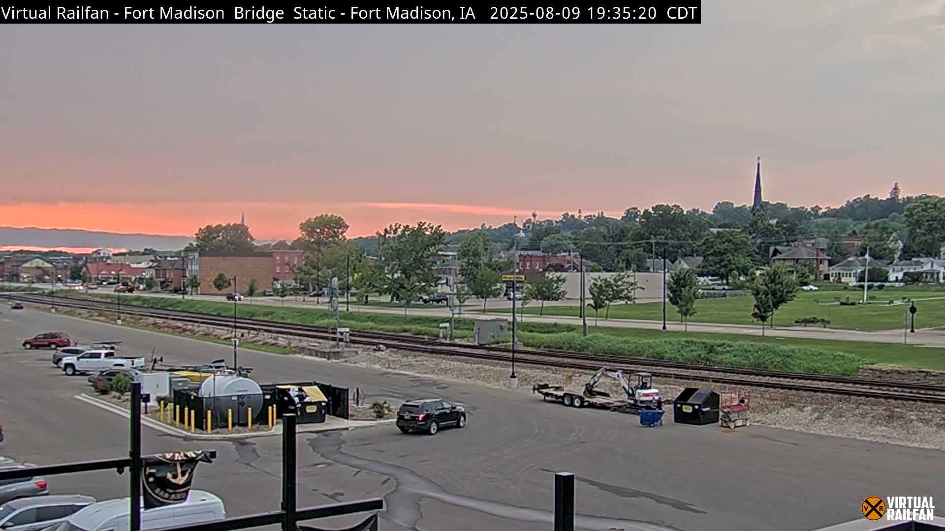 Fort Madison Railroad Crossing Live Cam -  Fort Madison, Lee, Iowa, USA