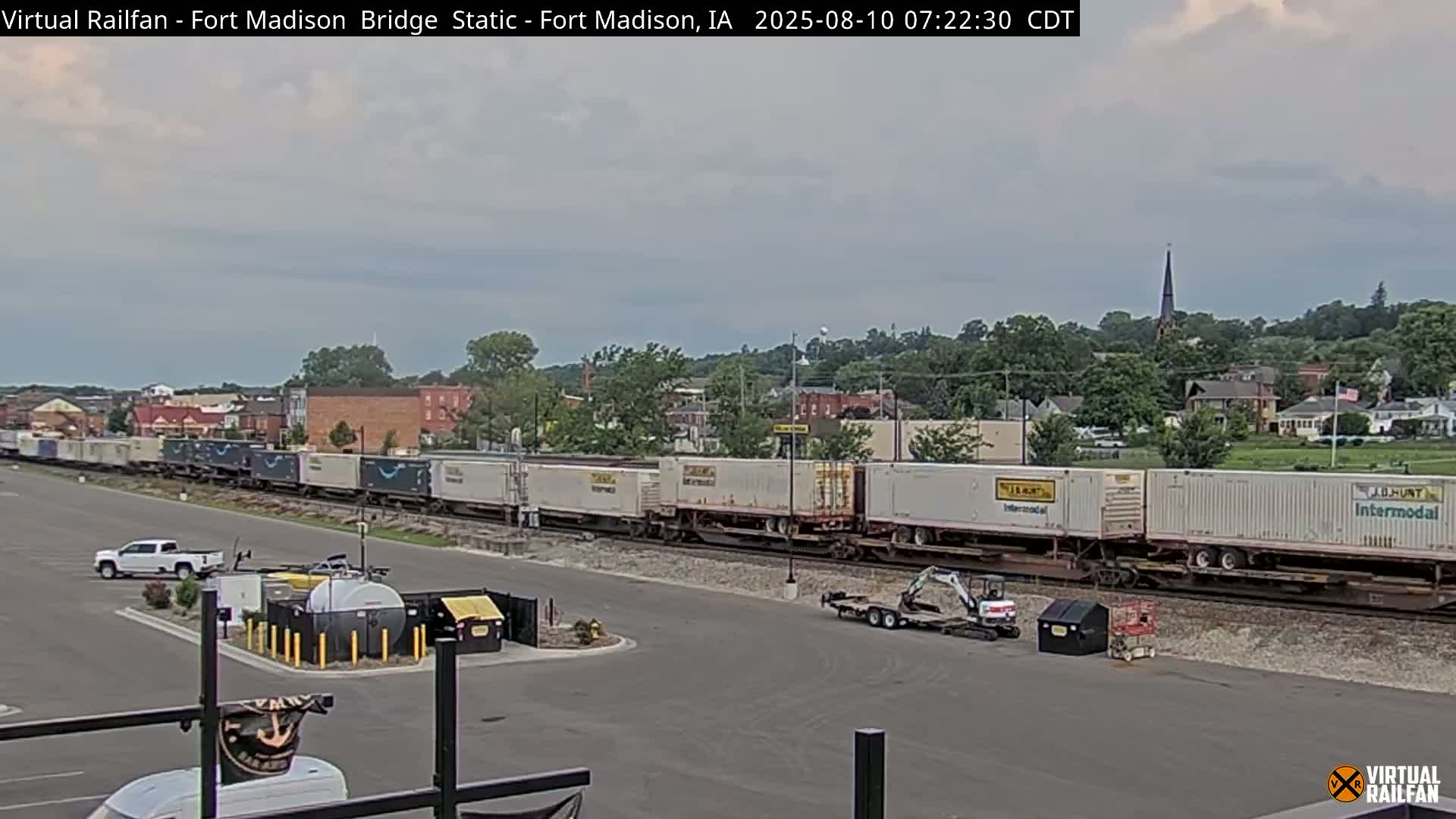 Fort Madison Railroad Crossing Live Cam -  Fort Madison, Lee, Iowa, USA