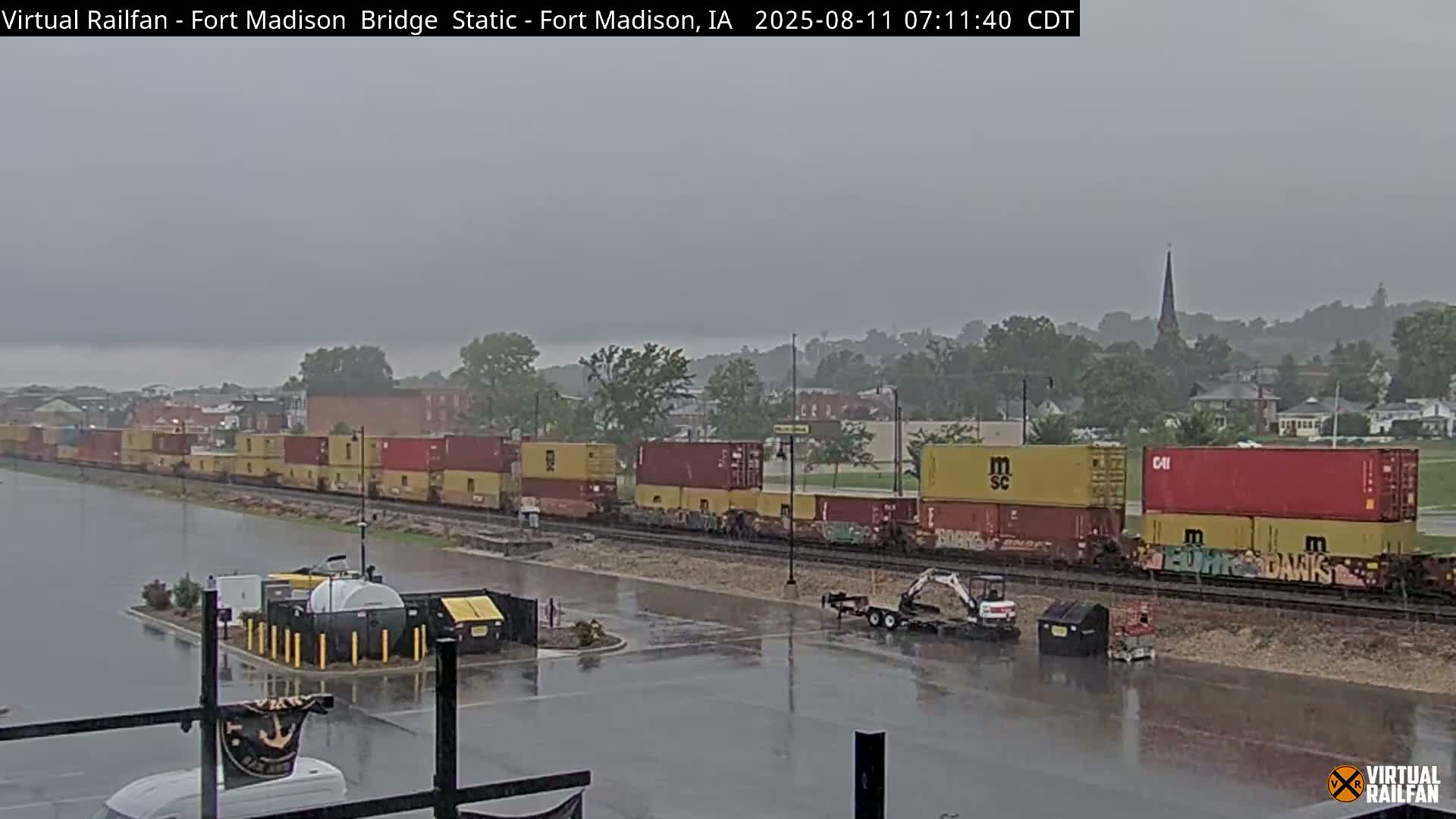 Fort Madison Railroad Crossing Live Cam -  Fort Madison, Lee, Iowa, USA
