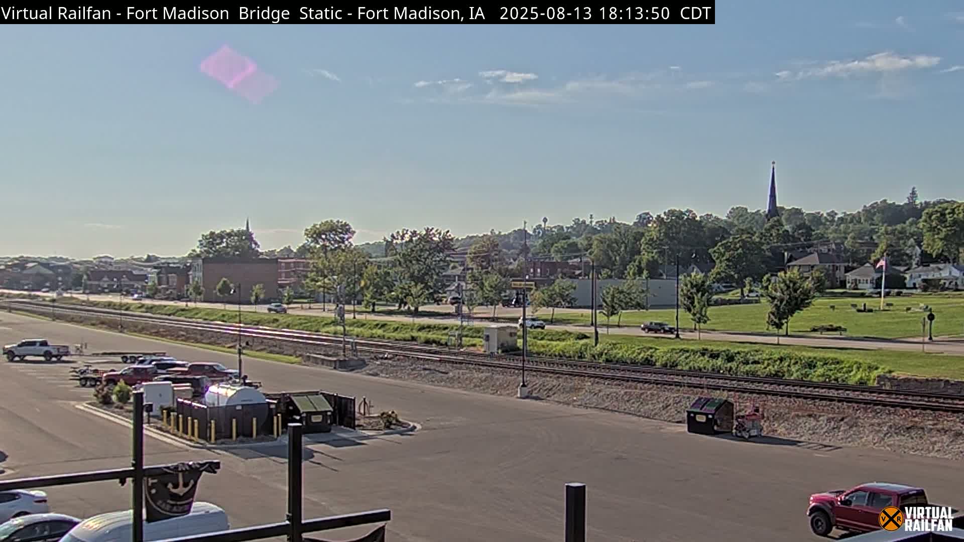 Fort Madison Railroad Crossing Live Cam -  Fort Madison, Lee, Iowa, USA