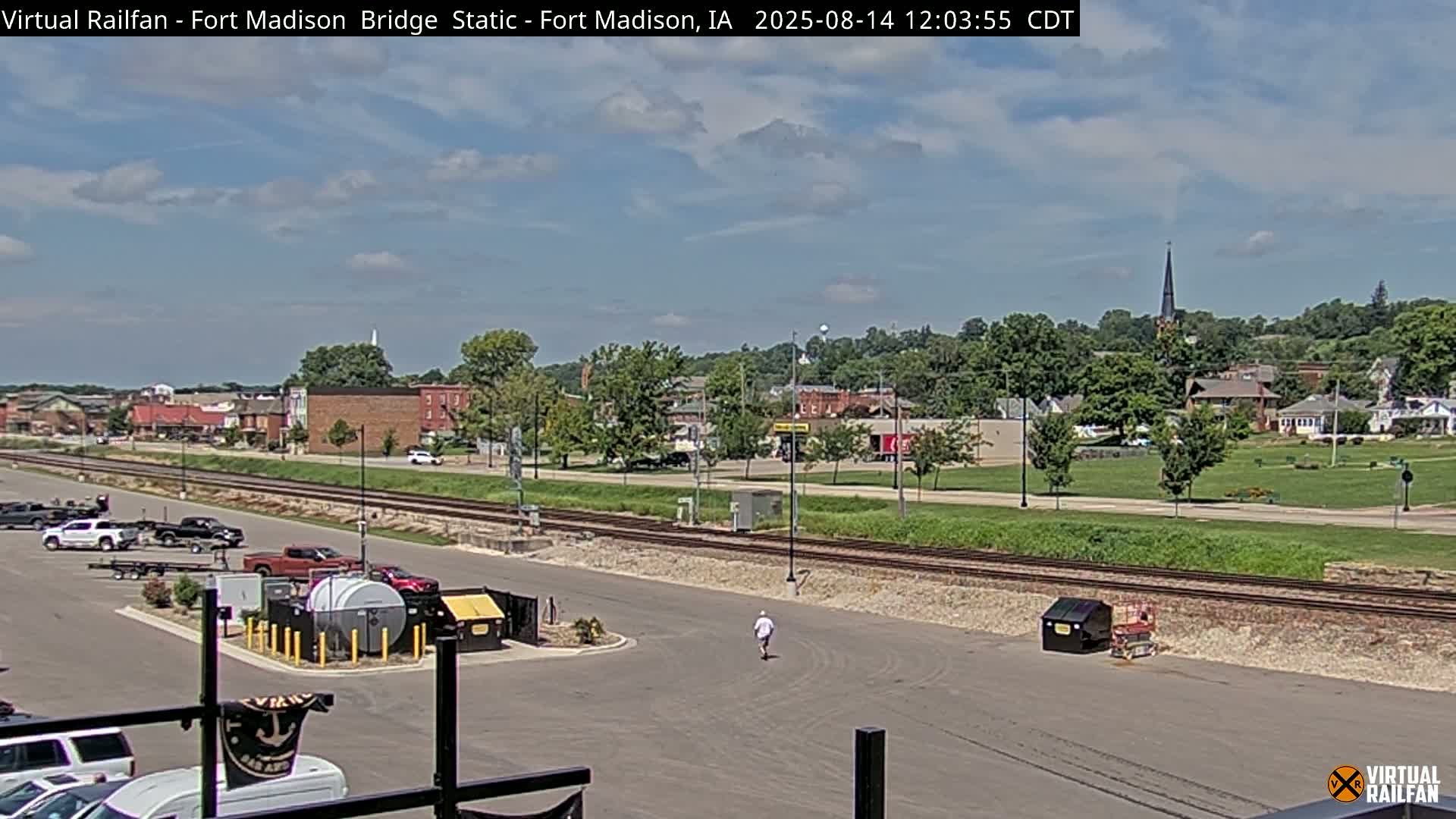 Fort Madison Railroad Crossing Live Cam -  Fort Madison, Lee, Iowa, USA