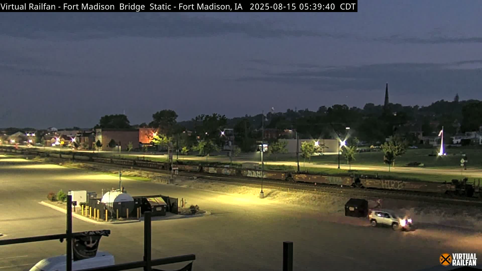 Fort Madison Railroad Crossing Live Cam -  Fort Madison, Lee, Iowa, USA