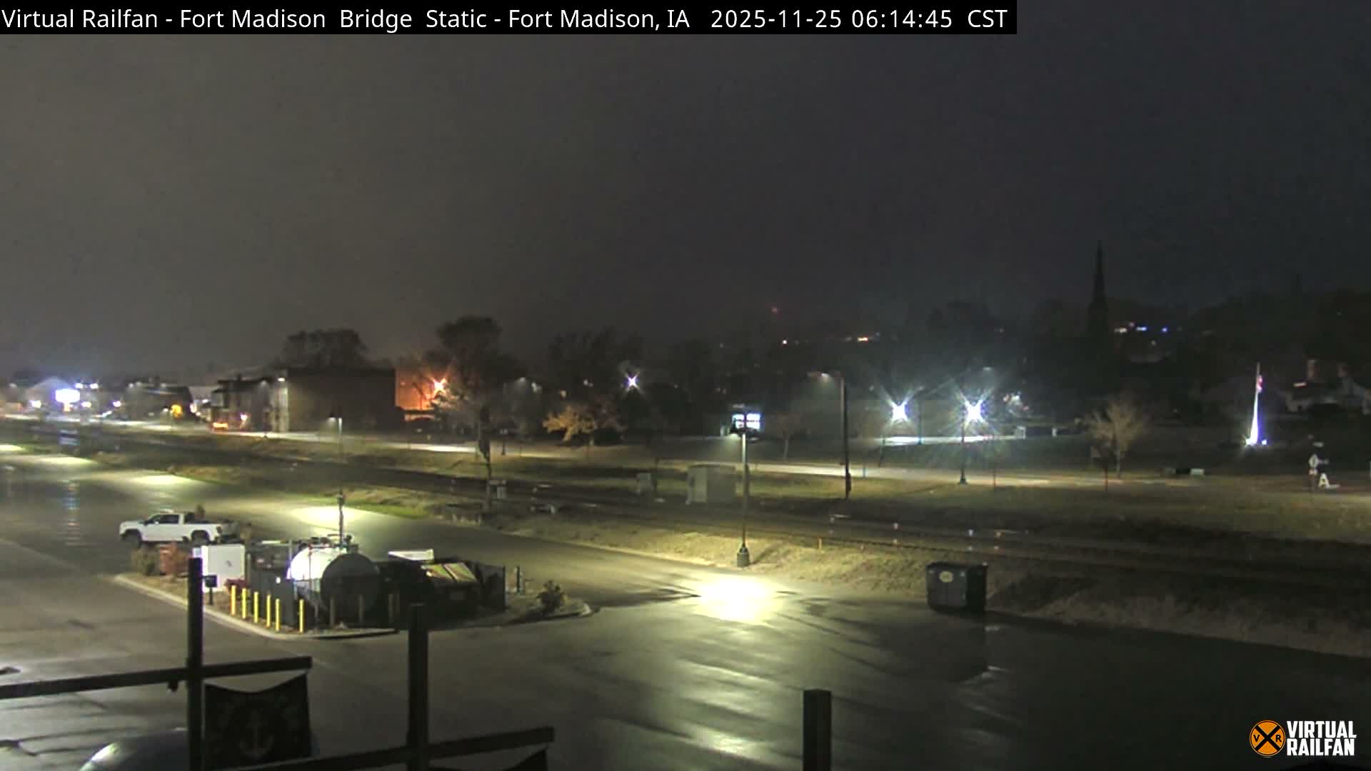 Fort Madison Railroad Crossing Live Cam -  Fort Madison, Lee, Iowa, USA