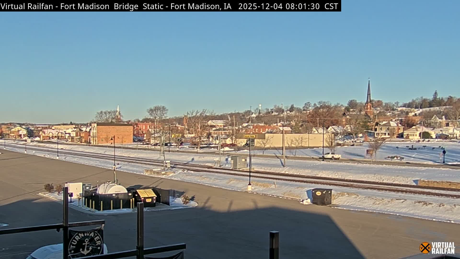 Fort Madison Railroad Crossing Live Cam -  Fort Madison, Lee, Iowa, USA