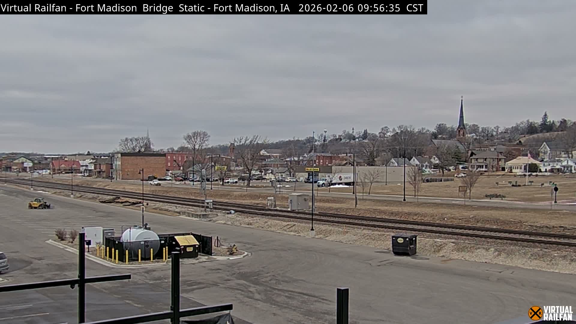 Fort Madison Railroad Crossing Live Cam -  Fort Madison, Lee, Iowa, USA