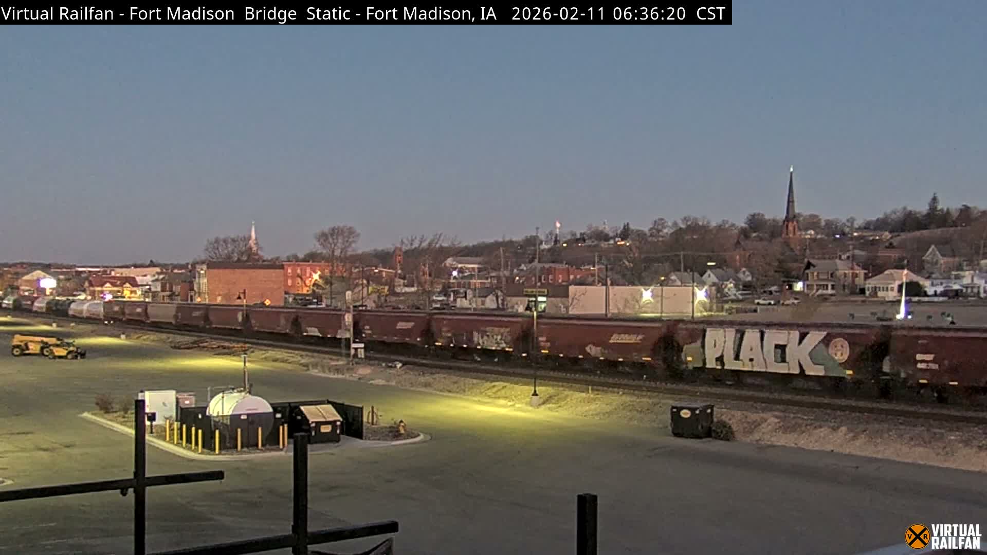 Fort Madison Railroad Crossing Live Cam -  Fort Madison, Lee, Iowa, USA