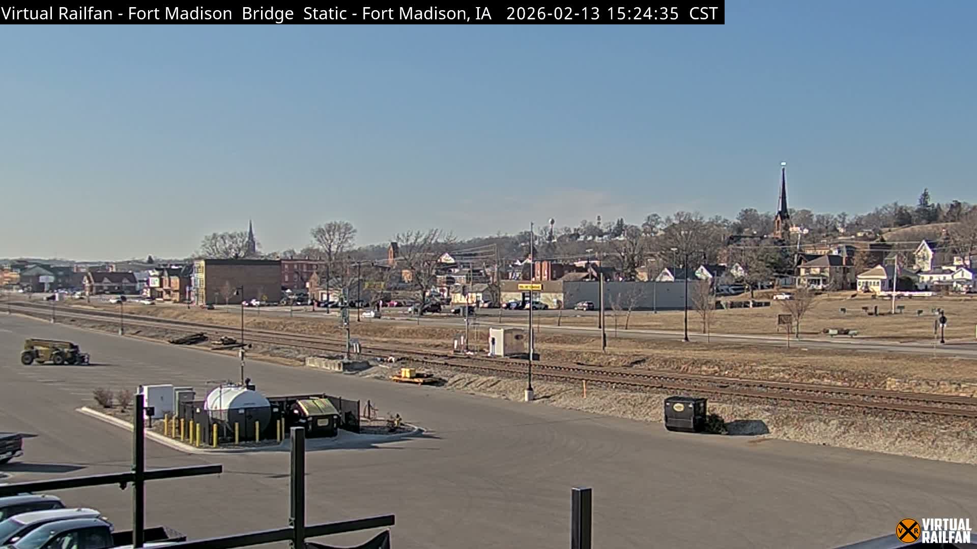 Fort Madison Railroad Crossing Live Cam -  Fort Madison, Lee, Iowa, USA