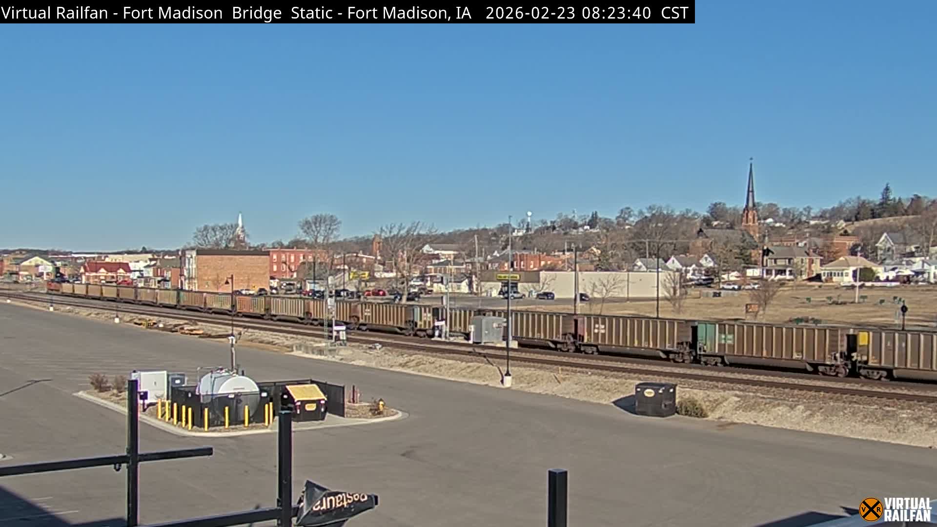 Fort Madison Railroad Crossing Live Cam -  Fort Madison, Lee, Iowa, USA
