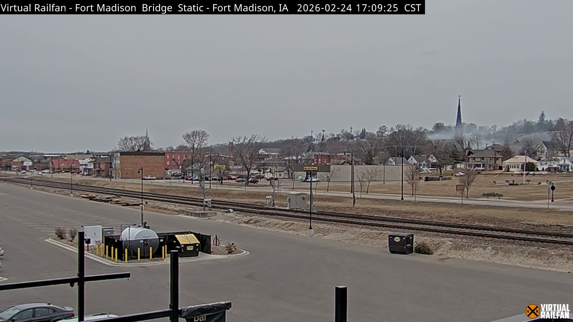 Fort Madison Railroad Crossing Live Cam -  Fort Madison, Lee, Iowa, USA