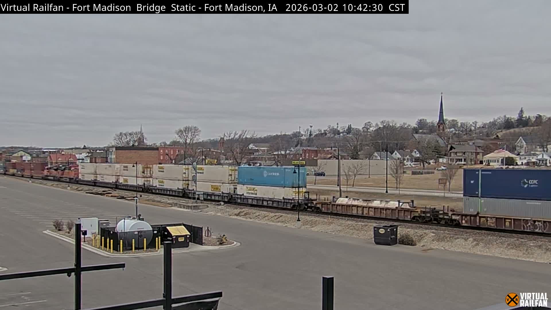 Fort Madison Railroad Crossing Live Cam -  Fort Madison, Lee, Iowa, USA