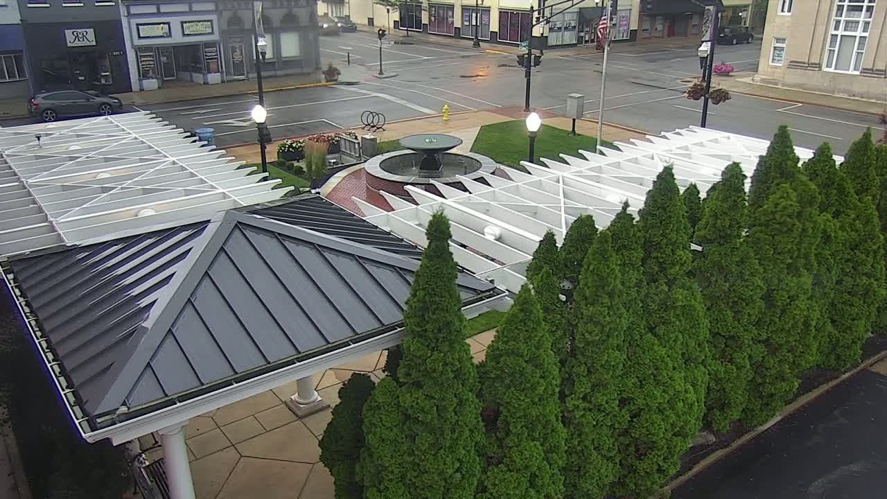 Crawfordsville Marie Canine Plaza Square Live Cam - Crawfordsville, Montgomery, Indiana, USA