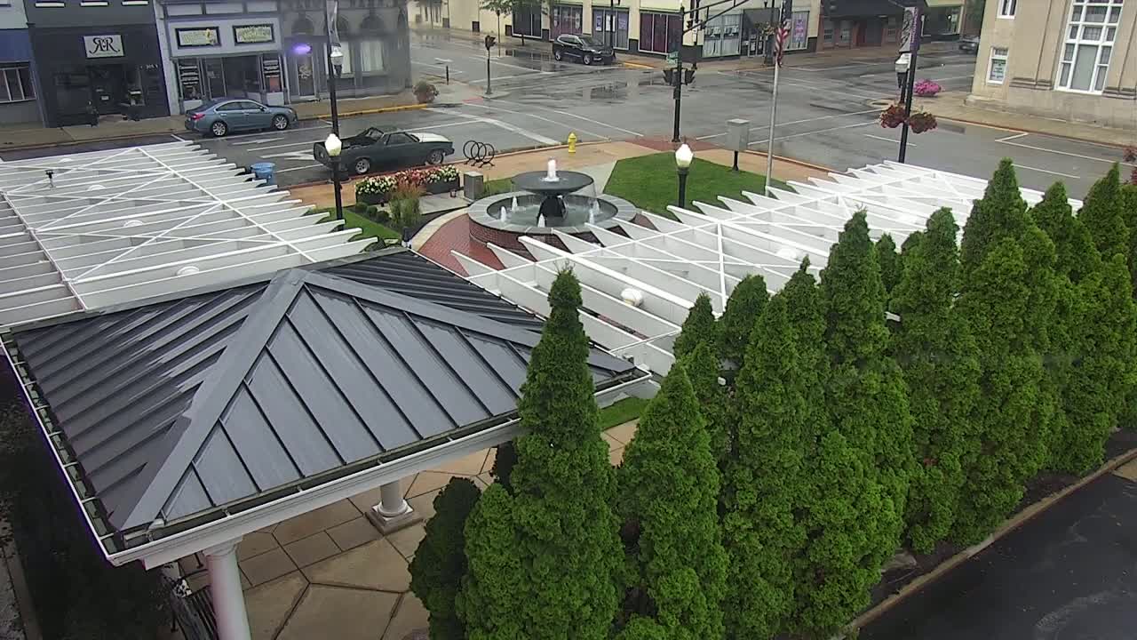 Crawfordsville Marie Canine Plaza Square Live Cam - Crawfordsville, Montgomery, Indiana, USA