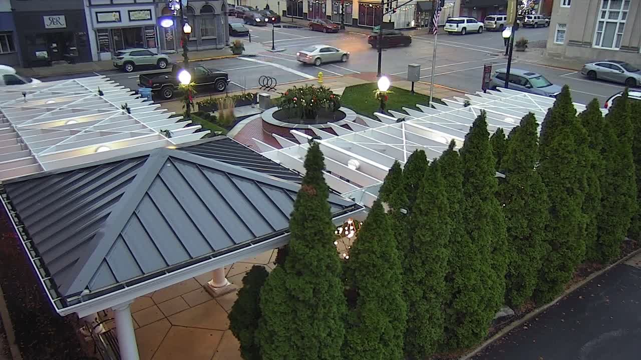 Crawfordsville Marie Canine Plaza Square Live Cam - Crawfordsville, Montgomery, Indiana, USA