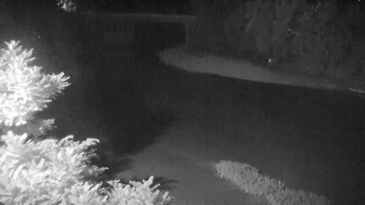 Crawfordsville Sugar Creek Live Cam - Crawfordsville, Montgomery, Indiana, USA