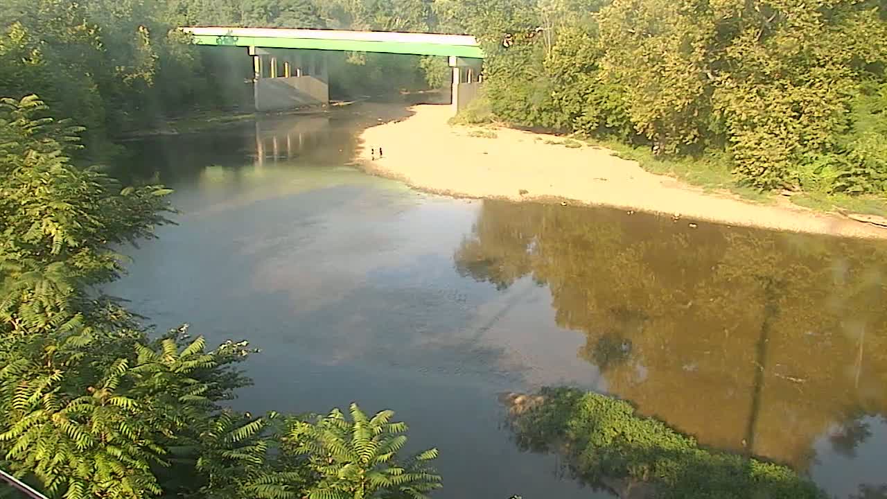Crawfordsville Sugar Creek Live Cam - Crawfordsville, Montgomery, Indiana, USA