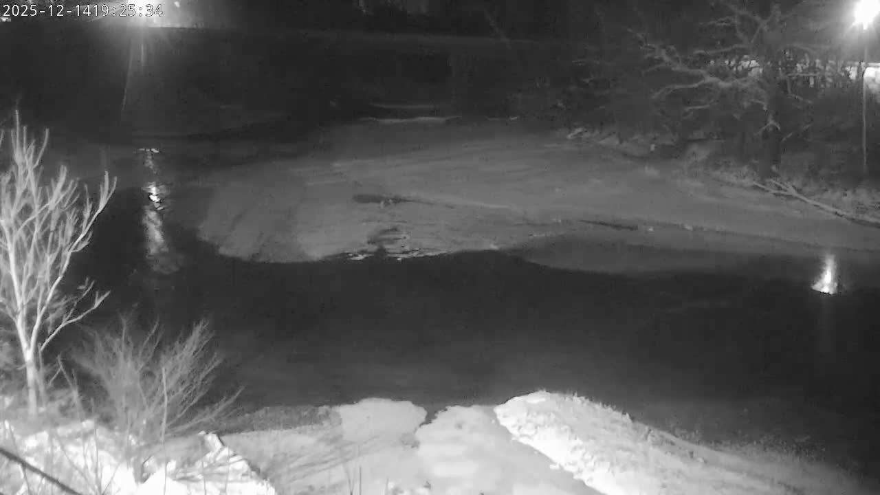 Crawfordsville Sugar Creek Live Cam - Crawfordsville, Montgomery, Indiana, USA