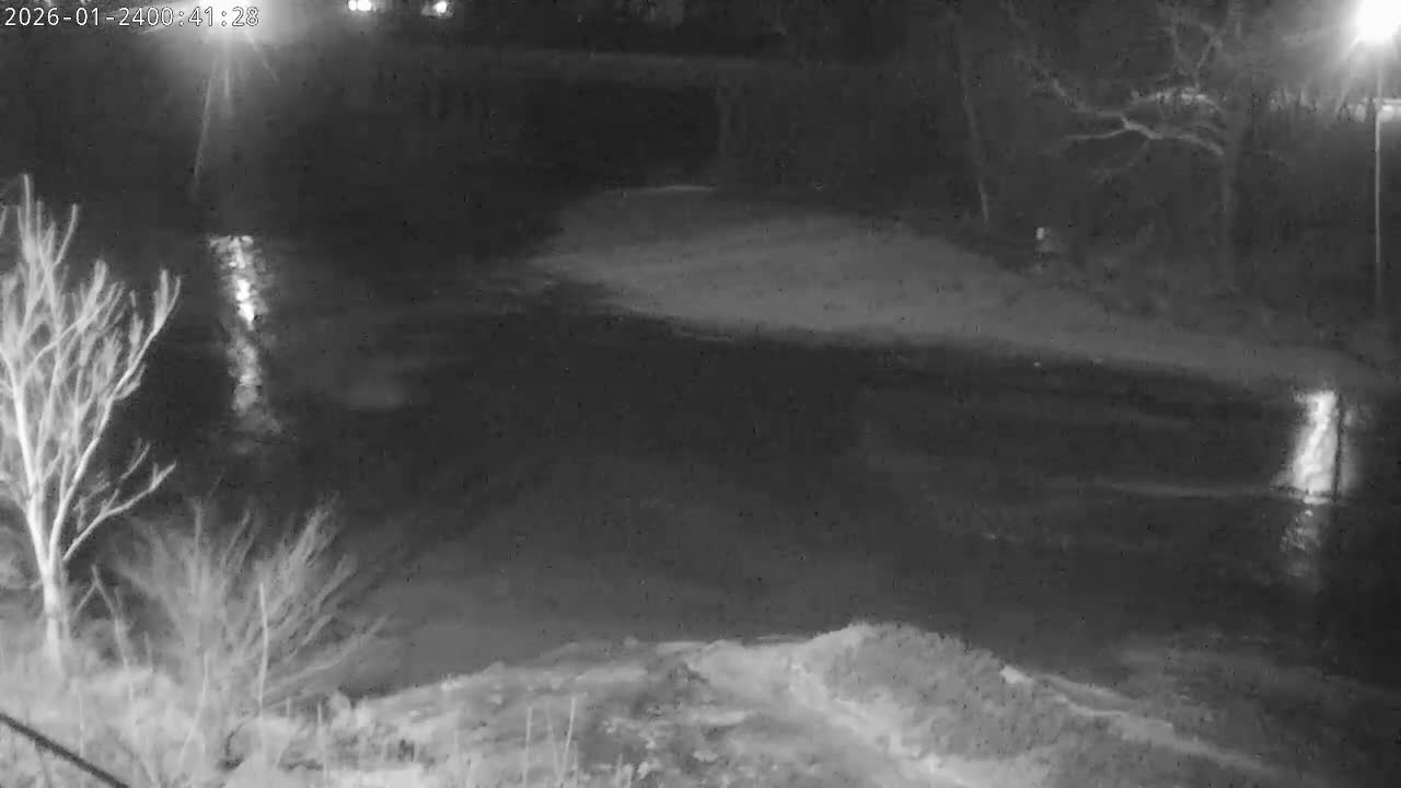 Crawfordsville Sugar Creek Live Cam - Crawfordsville, Montgomery, Indiana, USA