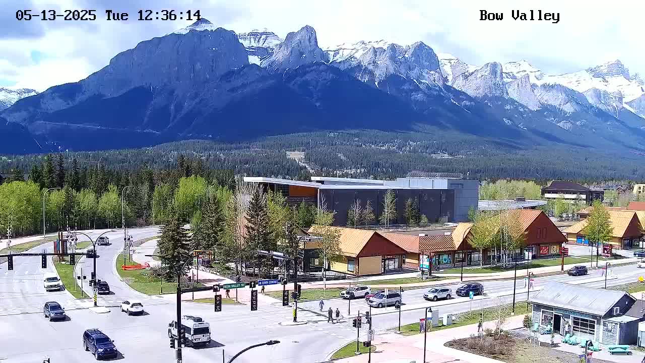 Canmore, Mount Rundle & Bow Valley Junction View Live Cam - Canmore, Alberta's Rockies, Alberta, Canada