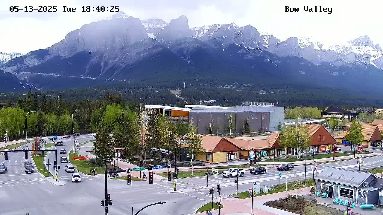 Canmore, Mount Rundle & Bow Valley Junction View Live Cam - Canmore, Alberta's Rockies, Alberta, Canada