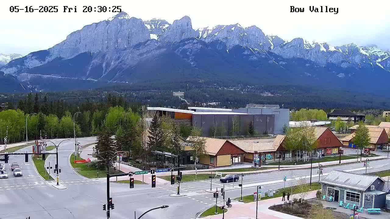 Canmore, Mount Rundle & Bow Valley Junction View Live Cam - Canmore, Alberta's Rockies, Alberta, Canada