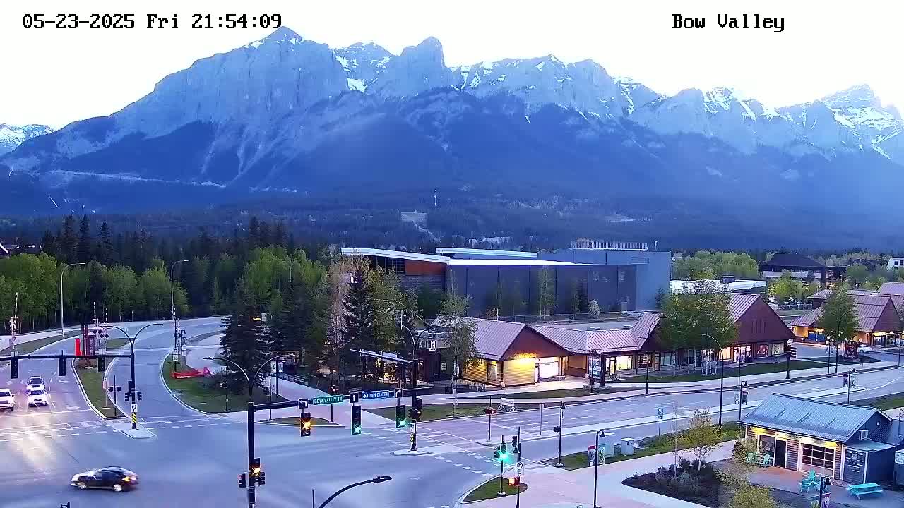 Canmore, Mount Rundle & Bow Valley Junction View Live Cam - Canmore, Alberta's Rockies, Alberta, Canada