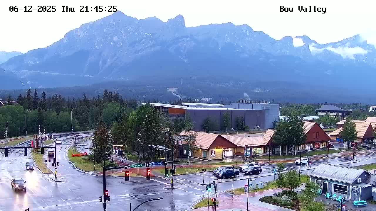 Canmore, Mount Rundle & Bow Valley Junction View Live Cam - Canmore, Alberta's Rockies, Alberta, Canada