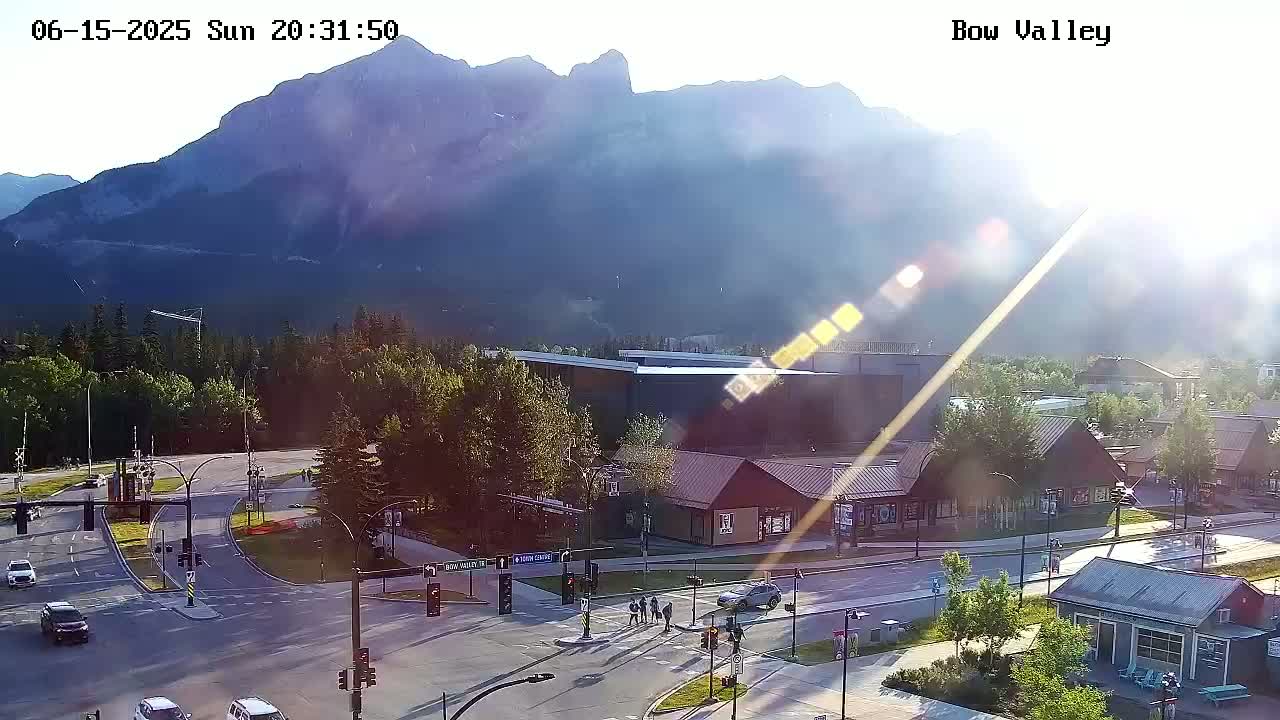 Canmore, Mount Rundle & Bow Valley Junction View Live Cam - Canmore, Alberta's Rockies, Alberta, Canada
