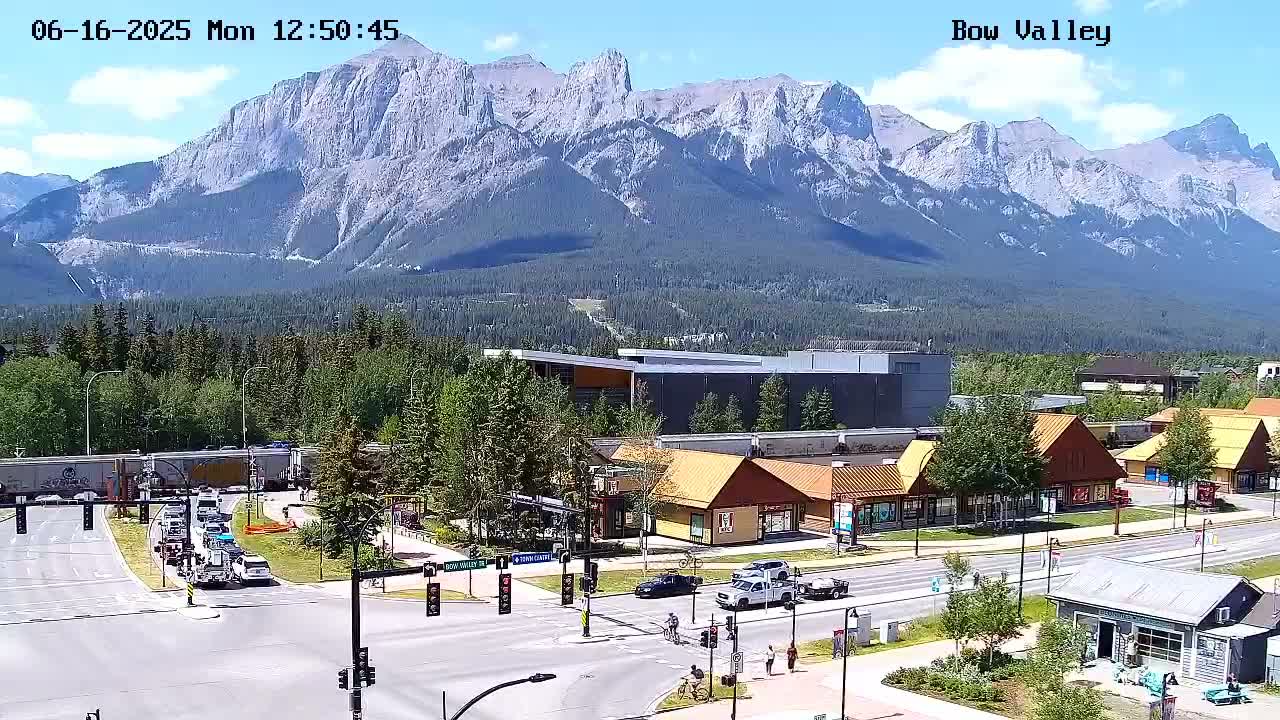 Canmore, Mount Rundle & Bow Valley Junction View Live Cam - Canmore, Alberta's Rockies, Alberta, Canada