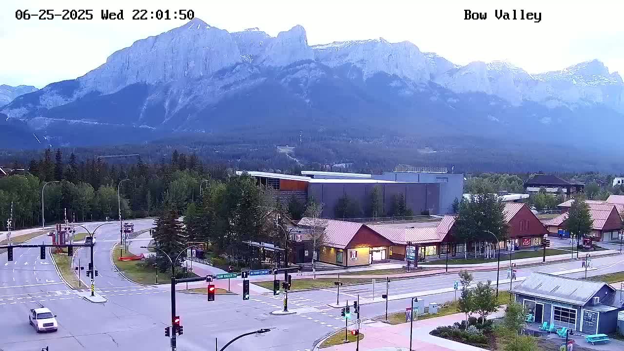 Canmore, Mount Rundle & Bow Valley Junction View Live Cam - Canmore, Alberta's Rockies, Alberta, Canada