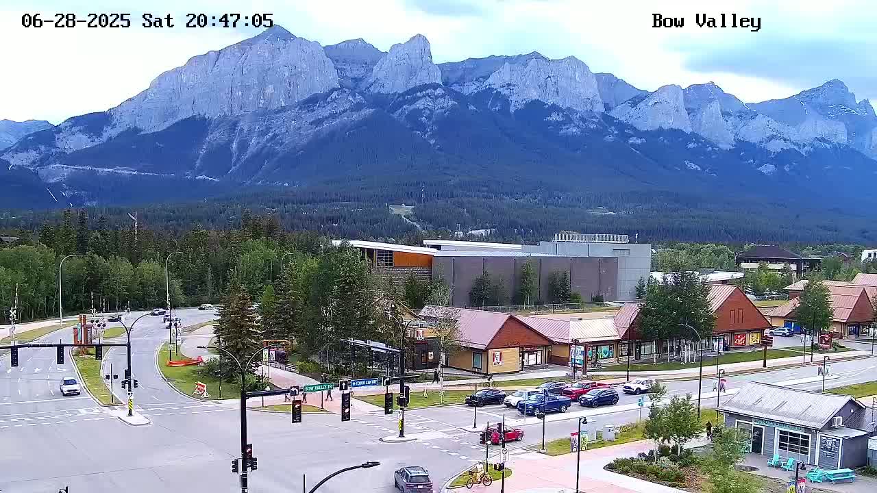 Canmore, Mount Rundle & Bow Valley Junction View Live Cam - Canmore, Alberta's Rockies, Alberta, Canada