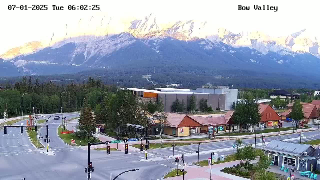 Canmore, Mount Rundle & Bow Valley Junction View Live Cam - Canmore, Alberta's Rockies, Alberta, Canada