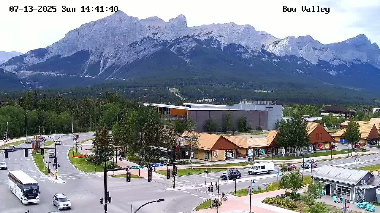 Canmore, Mount Rundle & Bow Valley Junction View Live Cam - Canmore, Alberta's Rockies, Alberta, Canada