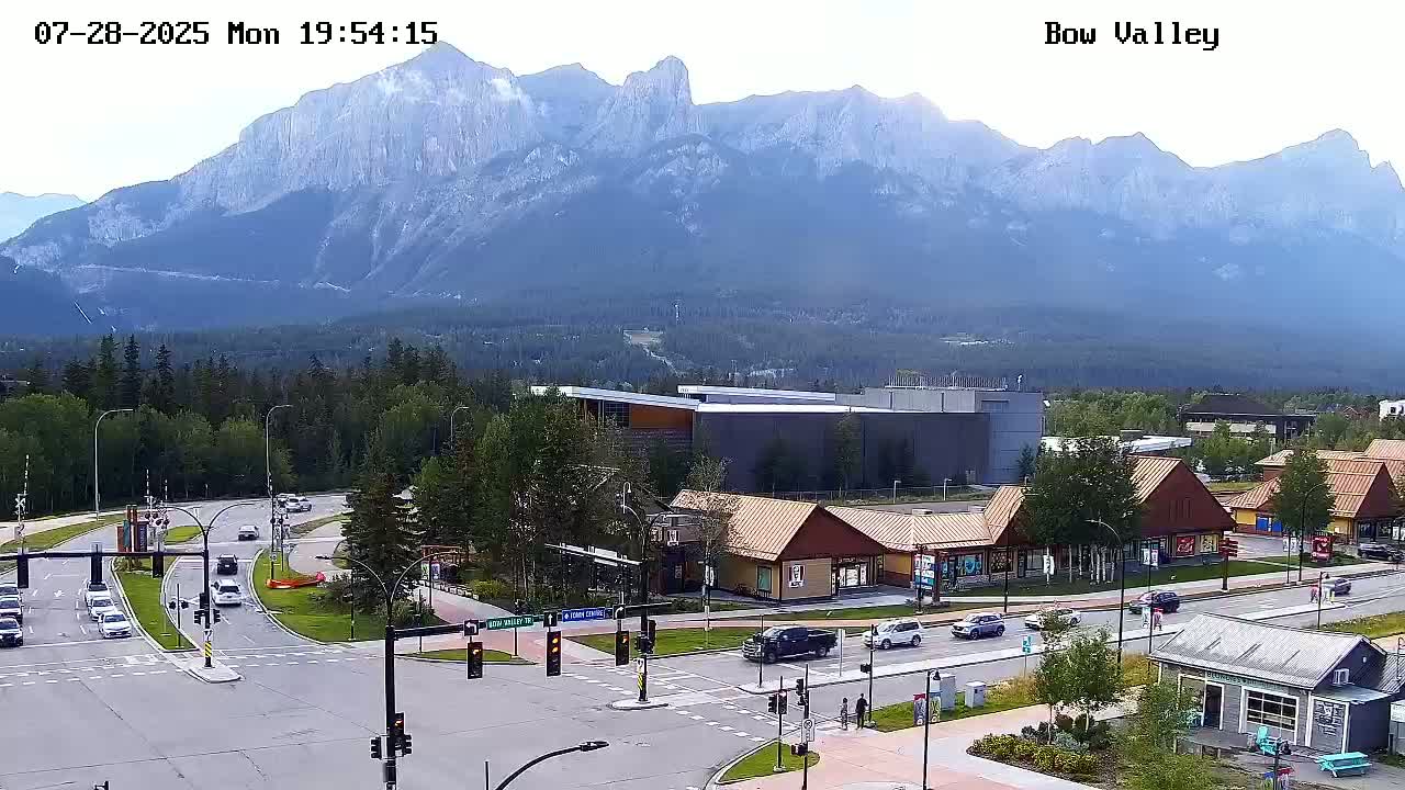 Canmore, Mount Rundle & Bow Valley Junction View Live Cam - Canmore, Alberta's Rockies, Alberta, Canada