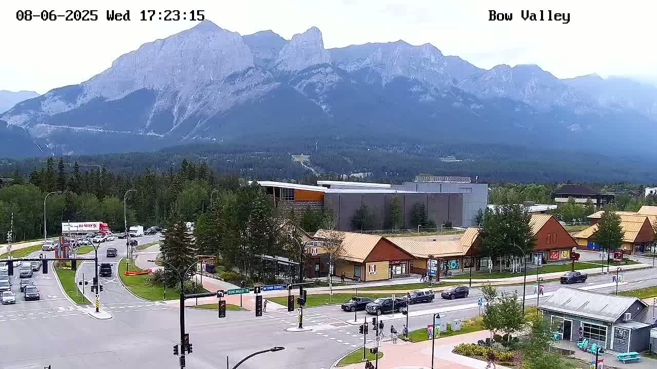 Canmore, Mount Rundle & Bow Valley Junction View Live Cam - Canmore, Alberta's Rockies, Alberta, Canada