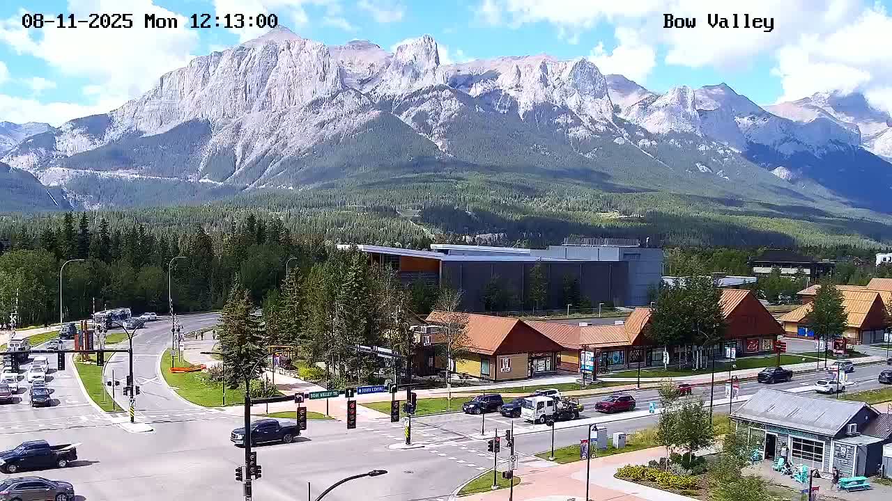 Canmore, Mount Rundle & Bow Valley Junction View Live Cam - Canmore, Alberta's Rockies, Alberta, Canada