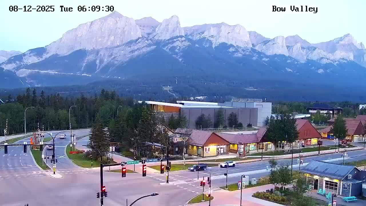 Canmore, Mount Rundle & Bow Valley Junction View Live Cam - Canmore, Alberta's Rockies, Alberta, Canada