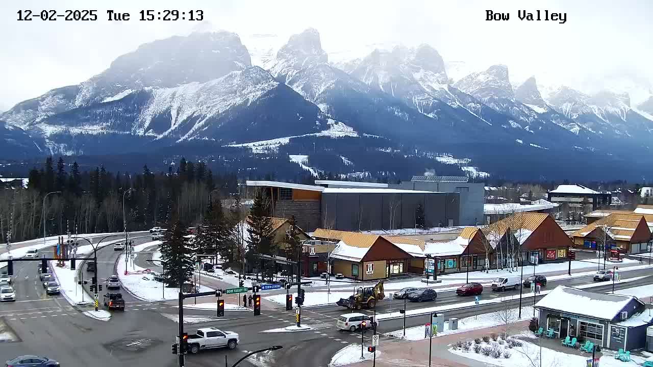 Canmore, Mount Rundle & Bow Valley Junction View Live Cam - Canmore, Alberta's Rockies, Alberta, Canada