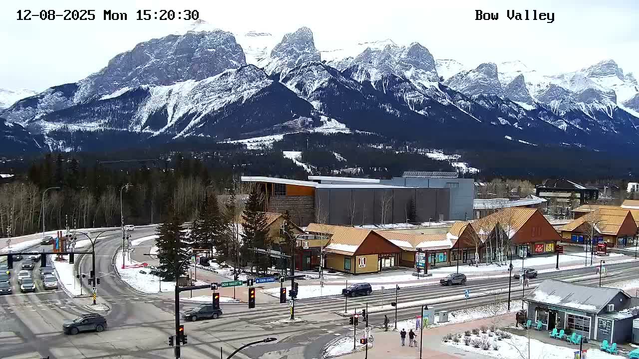 Canmore, Mount Rundle & Bow Valley Junction View Live Cam - Canmore, Alberta's Rockies, Alberta, Canada